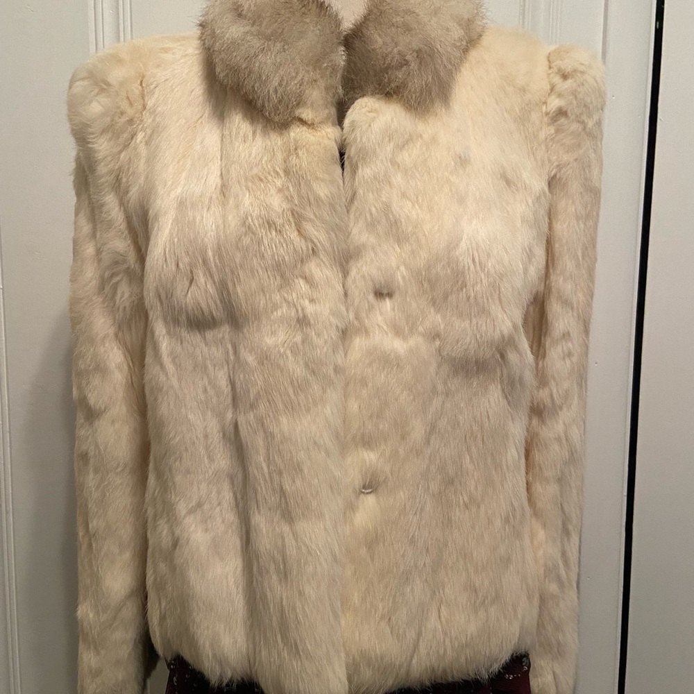 Elegant Cream Fur Jacket